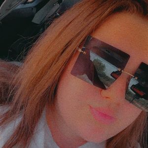 Meet your Posher, Alyssa